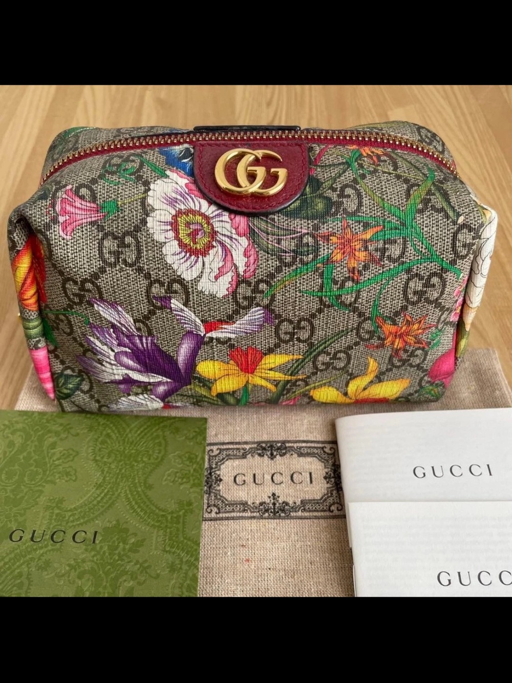 Gucci Floral GG Supreme Cosmetic Pouch - Brown with Multicolor Blooms